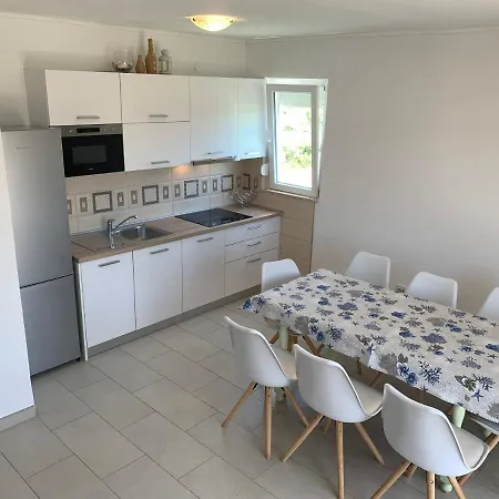 Guest house Iva 3*